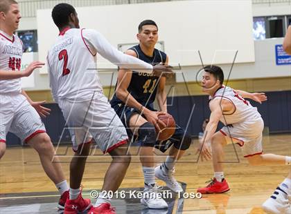 Thumbnail 2 in Stevens vs. O'Connor photogallery.