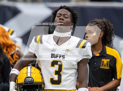Thumbnail 1 in Fort Bend Marshall vs. Iowa Colony (UIL 5A-DII Football Semi-Regional) photogallery.