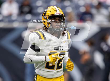 Thumbnail 1 in Fort Bend Marshall vs. Iowa Colony (UIL 5A-DII Football Semi-Regional) photogallery.