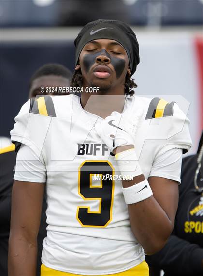 Thumbnail 1 in Fort Bend Marshall vs. Iowa Colony (UIL 5A-DII Football Semi-Regional) photogallery.