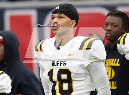 Thumbnail 1 in Fort Bend Marshall vs. Iowa Colony (UIL 5A-DII Football Semi-Regional) photogallery.