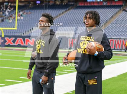 Thumbnail 1 in Fort Bend Marshall vs. Iowa Colony (UIL 5A-DII Football Semi-Regional) photogallery.