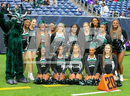 Thumbnail 2 in Fort Bend Marshall vs. Iowa Colony (UIL 5A-DII Football Semi-Regional) photogallery.