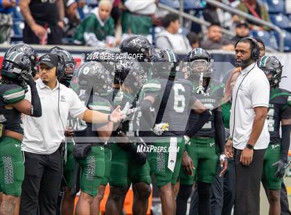 Thumbnail 3 in Fort Bend Marshall vs. Iowa Colony (UIL 5A-DII Football Semi-Regional) photogallery.