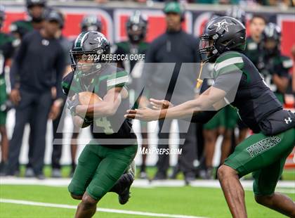 Thumbnail 2 in Fort Bend Marshall vs. Iowa Colony (UIL 5A-DII Football Semi-Regional) photogallery.