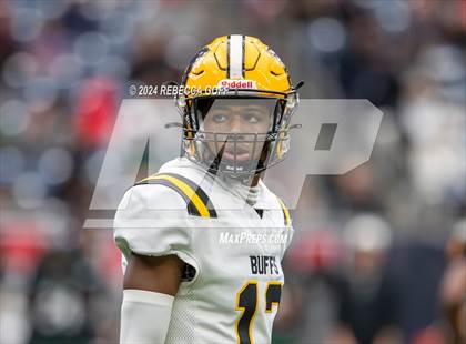 Thumbnail 3 in Fort Bend Marshall vs. Iowa Colony (UIL 5A-DII Football Semi-Regional) photogallery.