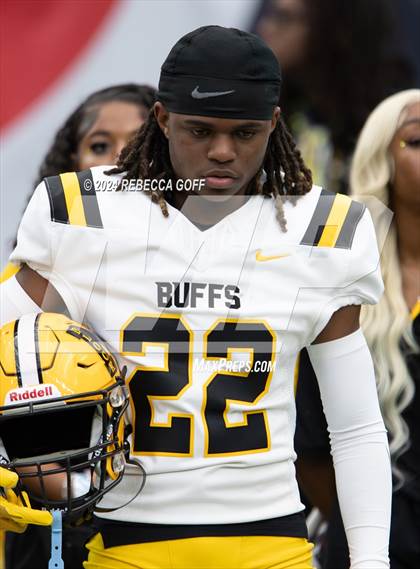 Thumbnail 3 in Fort Bend Marshall vs. Iowa Colony (UIL 5A-DII Football Semi-Regional) photogallery.