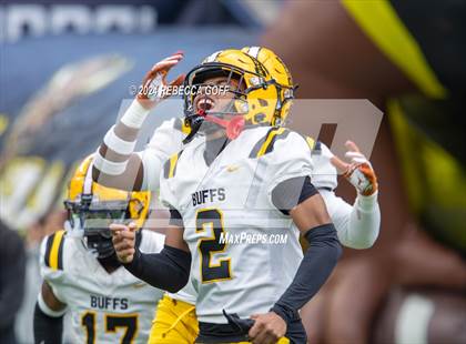 Thumbnail 2 in Fort Bend Marshall vs. Iowa Colony (UIL 5A-DII Football Semi-Regional) photogallery.