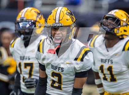 Thumbnail 1 in Fort Bend Marshall vs. Iowa Colony (UIL 5A-DII Football Semi-Regional) photogallery.