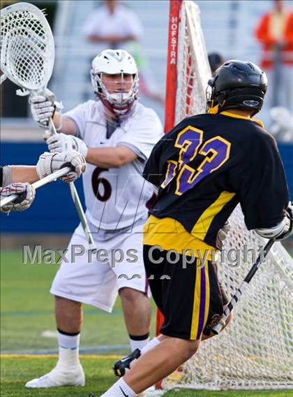 Thumbnail 1 in Sayville vs Garden City (NYSPHSAA Class B Regional Final) photogallery.