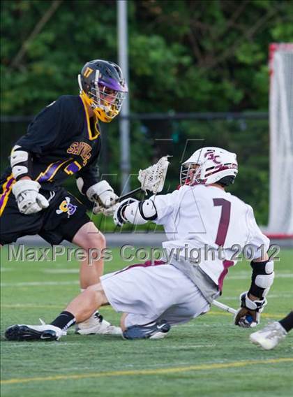 Thumbnail 2 in Sayville vs Garden City (NYSPHSAA Class B Regional Final) photogallery.