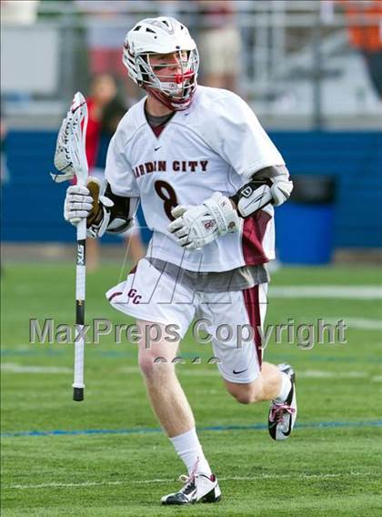 Thumbnail 2 in Sayville vs Garden City (NYSPHSAA Class B Regional Final) photogallery.