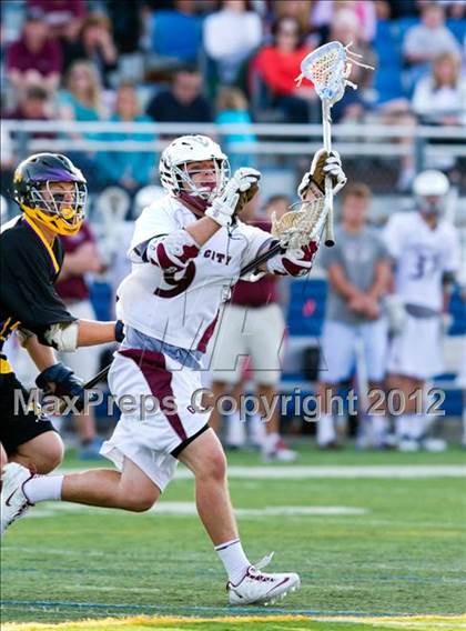 Thumbnail 3 in Sayville vs Garden City (NYSPHSAA Class B Regional Final) photogallery.