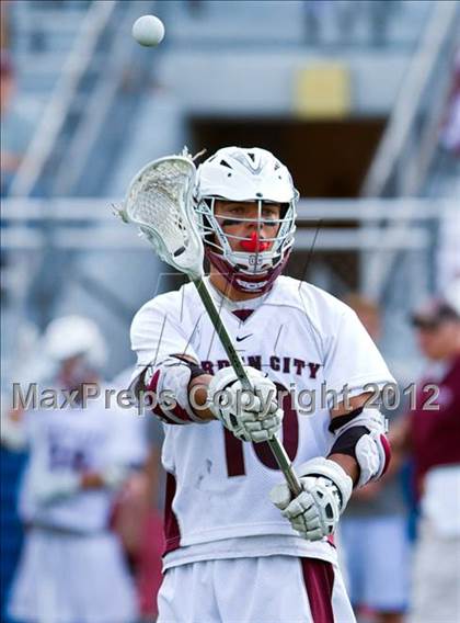 Thumbnail 3 in Sayville vs Garden City (NYSPHSAA Class B Regional Final) photogallery.