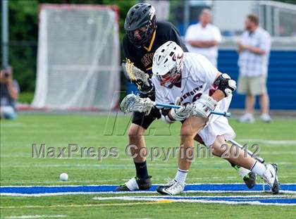 Thumbnail 2 in Sayville vs Garden City (NYSPHSAA Class B Regional Final) photogallery.