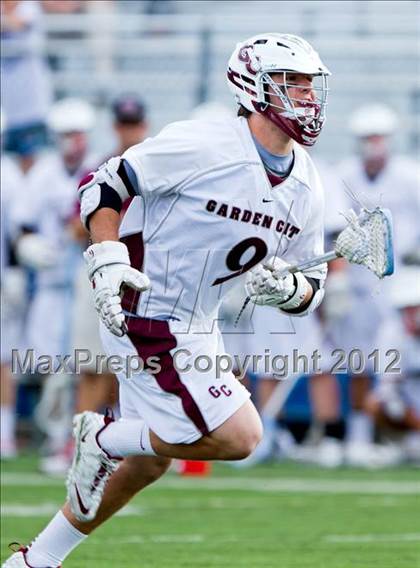 Thumbnail 2 in Sayville vs Garden City (NYSPHSAA Class B Regional Final) photogallery.