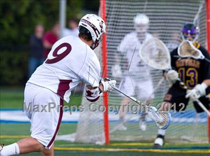 Thumbnail 2 in Sayville vs Garden City (NYSPHSAA Class B Regional Final) photogallery.