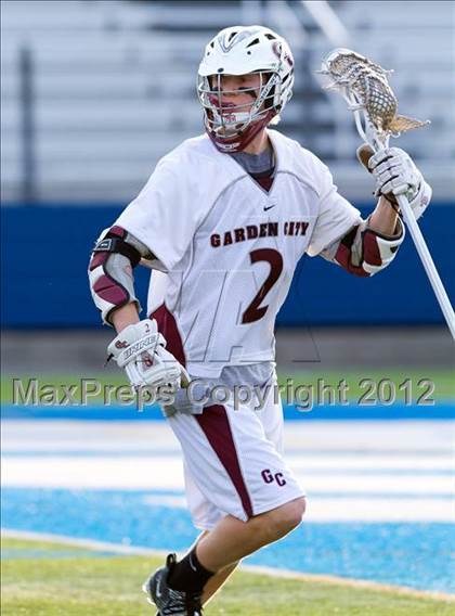 Thumbnail 3 in Sayville vs Garden City (NYSPHSAA Class B Regional Final) photogallery.