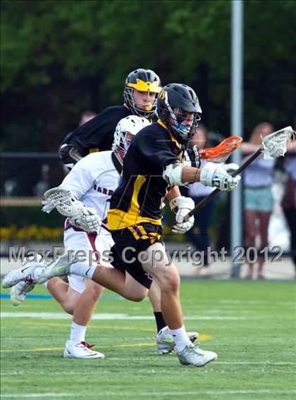 Thumbnail 2 in Sayville vs Garden City (NYSPHSAA Class B Regional Final) photogallery.