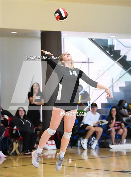 Thumbnail 3 in Rincon/University vs. Cactus (EPIC Tournament Chandler Prep Invite) photogallery.