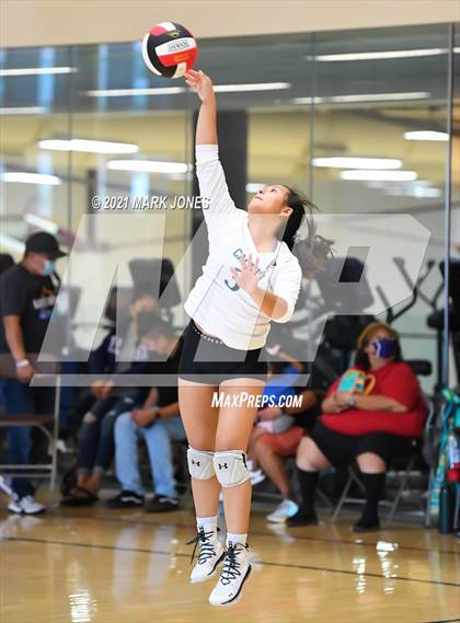 Thumbnail 3 in Rincon/University vs. Cactus (EPIC Tournament Chandler Prep Invite) photogallery.