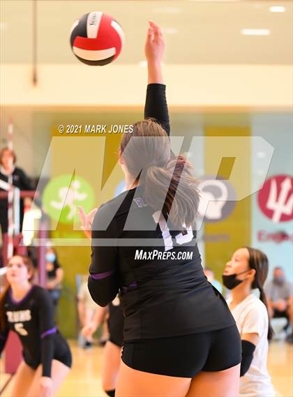 Thumbnail 3 in Rincon/University vs. Cactus (EPIC Tournament Chandler Prep Invite) photogallery.