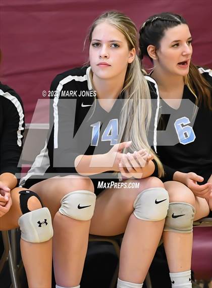 Thumbnail 3 in Rincon/University vs. Cactus (EPIC Tournament Chandler Prep Invite) photogallery.