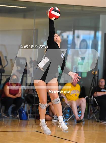 Thumbnail 1 in Rincon/University vs. Cactus (EPIC Tournament Chandler Prep Invite) photogallery.