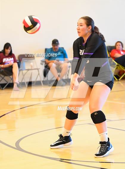 Thumbnail 1 in Rincon/University vs. Cactus (EPIC Tournament Chandler Prep Invite) photogallery.