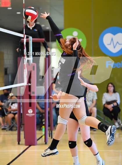 Thumbnail 2 in Rincon/University vs. Cactus (EPIC Tournament Chandler Prep Invite) photogallery.