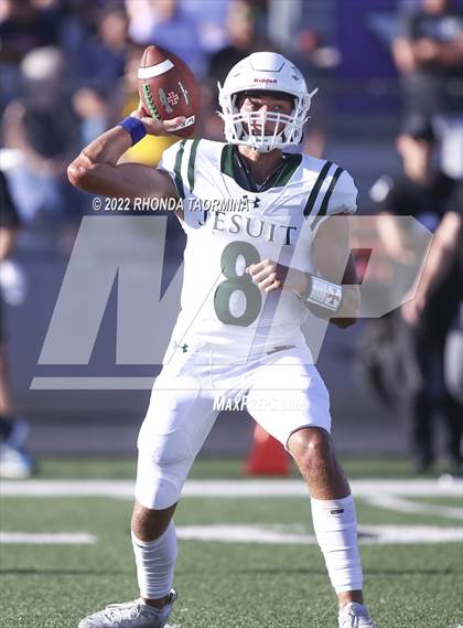 Thumbnail 3 in Strake Jesuit @ Fulshear photogallery.