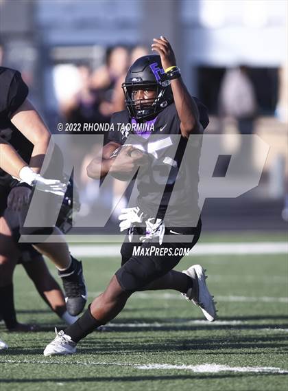Thumbnail 1 in Strake Jesuit @ Fulshear photogallery.
