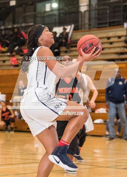 Thumbnail 2 in Morgan Park vs. Elk Grove (Oakland Legends Classic) photogallery.