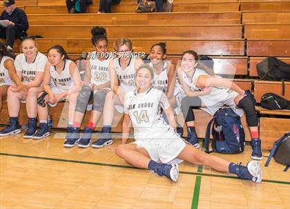 Thumbnail 1 in Morgan Park vs. Elk Grove (Oakland Legends Classic) photogallery.