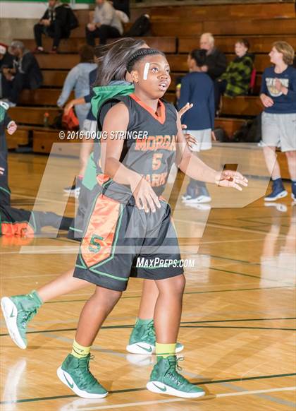 Thumbnail 3 in Morgan Park vs. Elk Grove (Oakland Legends Classic) photogallery.