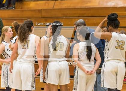 Thumbnail 1 in Morgan Park vs. Elk Grove (Oakland Legends Classic) photogallery.