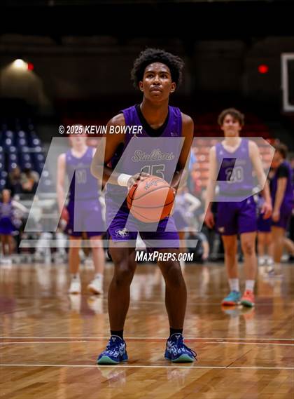 Thumbnail 1 in St. Francis DeSales vs Bishop Watterson (OHSAA D3 Central 2 District Championship) photogallery.