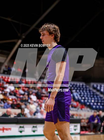 Thumbnail 1 in St. Francis DeSales vs Bishop Watterson (OHSAA D3 Central 2 District Championship) photogallery.