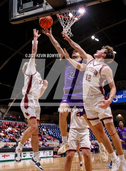 Thumbnail 2 in St. Francis DeSales vs Bishop Watterson (OHSAA D3 Central 2 District Championship) photogallery.
