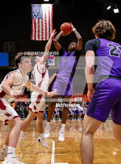 Thumbnail 2 in St. Francis DeSales vs Bishop Watterson (OHSAA D3 Central 2 District Championship) photogallery.