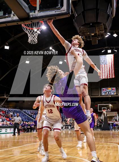 Thumbnail 3 in St. Francis DeSales vs Bishop Watterson (OHSAA D3 Central 2 District Championship) photogallery.