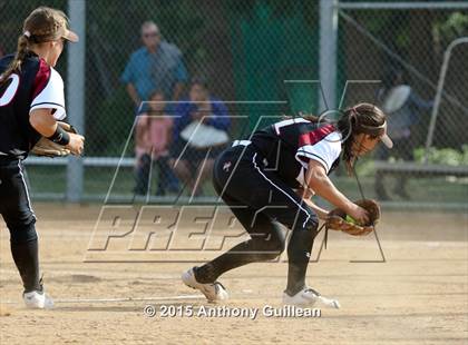 Thumbnail 1 in El Modena vs Huntington Beach (CIF SS 2nd Round Playoff) photogallery.