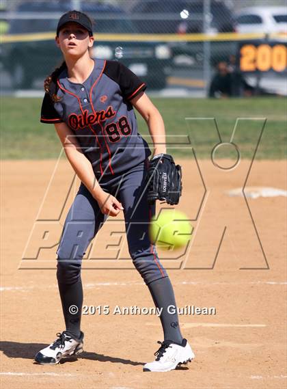 Thumbnail 2 in El Modena vs Huntington Beach (CIF SS 2nd Round Playoff) photogallery.