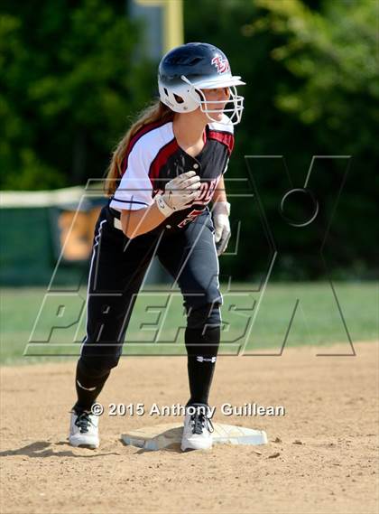 Thumbnail 3 in El Modena vs Huntington Beach (CIF SS 2nd Round Playoff) photogallery.