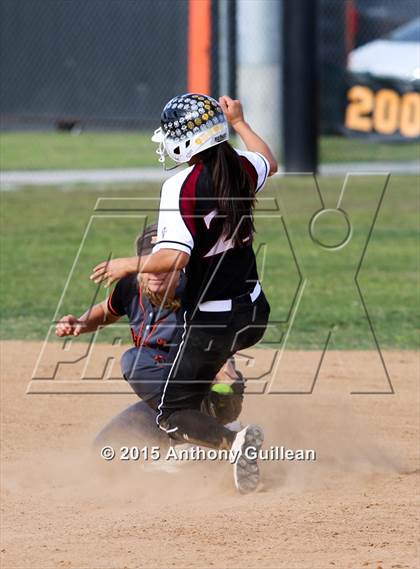 Thumbnail 3 in El Modena vs Huntington Beach (CIF SS 2nd Round Playoff) photogallery.