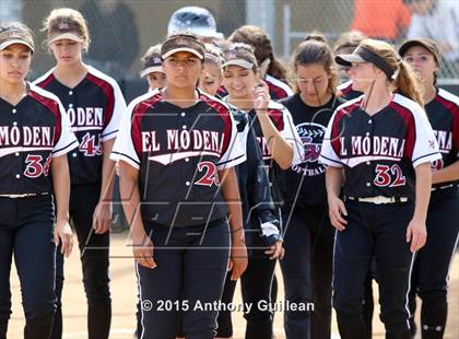 Thumbnail 1 in El Modena vs Huntington Beach (CIF SS 2nd Round Playoff) photogallery.