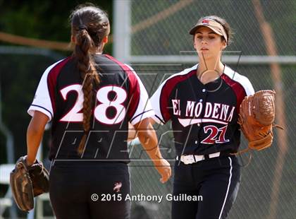 Thumbnail 3 in El Modena vs Huntington Beach (CIF SS 2nd Round Playoff) photogallery.