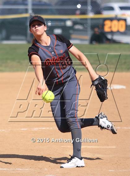 Thumbnail 3 in El Modena vs Huntington Beach (CIF SS 2nd Round Playoff) photogallery.