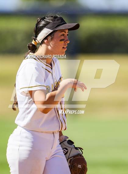 Thumbnail 2 in Caruthers vs. Boron (CIF CS Division V Championship) photogallery.