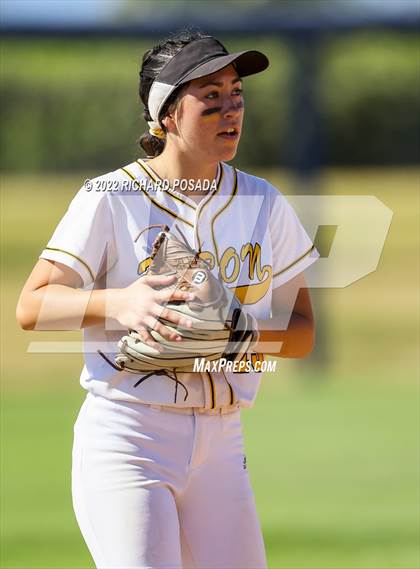 Thumbnail 1 in Caruthers vs. Boron (CIF CS Division V Championship) photogallery.